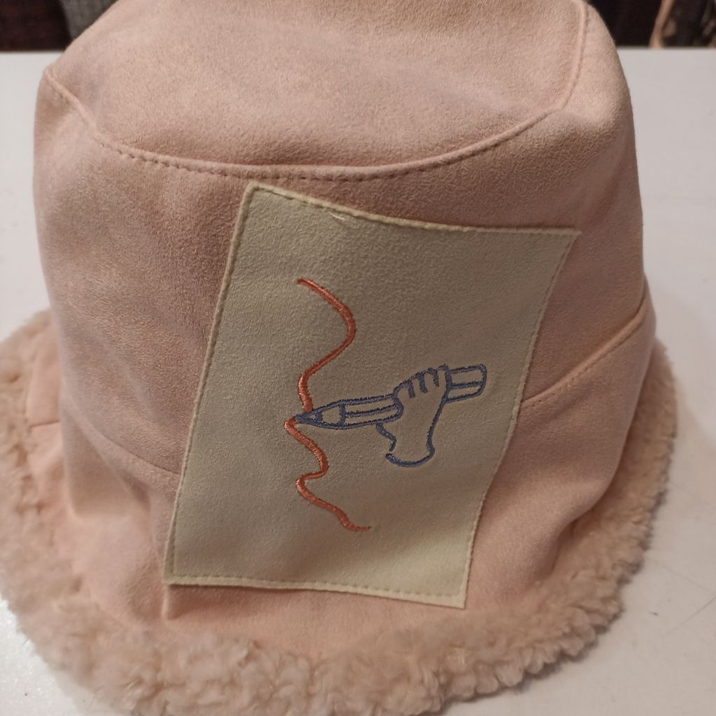 خرید اینترنتی کلاه مخملی کرکی