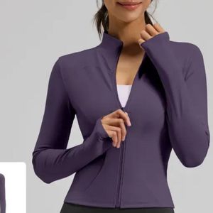 خرید آنلاین سویشرت ورزشی زنانه