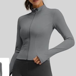 فروش اینترنتی سویشرت ورزشی زنانه