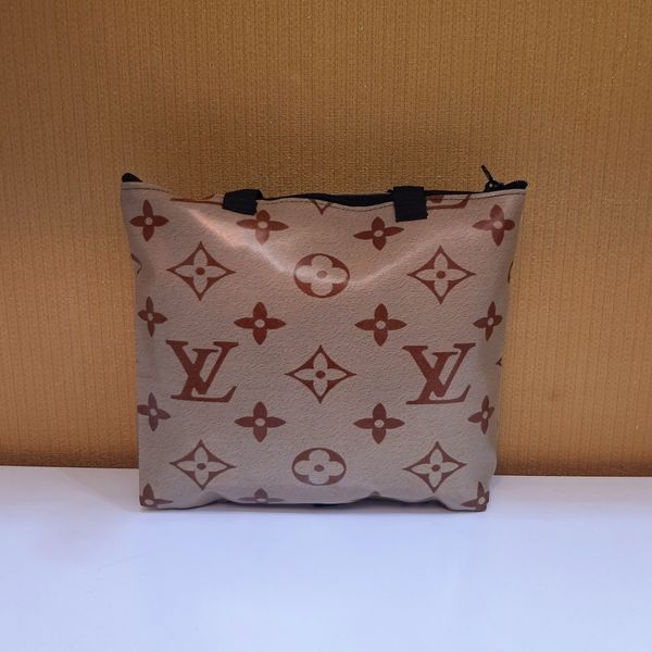 کیف اسپرت مدل LV