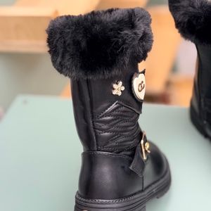 خرید اینترنتی قیمت بوت بچگانه طرح شکوفه از Kids کد 4073001