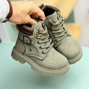 خرید اینترنتی قیمت بوت بچگانه طرح بغل سگک از Kids کد 4073003