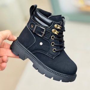 خرید اینترنتی قیمت بوت بچگانه طرح بغل سگک از Kids کد 4073003