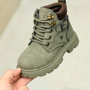 فروش اینترنتی بوت بچگانه طرح بغل سگک از Kids کد 4073003