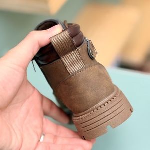 فروش اینترنتی بوت بچگانه طرح بغل سگک از Kids کد 4073003