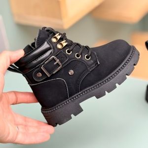 فروش اینترنتی بوت بچگانه طرح بغل سگک از Kids کد 4073003