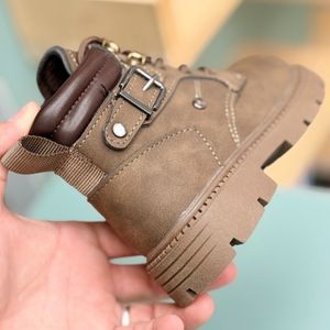 خرید اینترنتی بوت بچگانه طرح بغل سگک از Kids کد 4073003