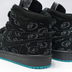 قیمت کتونی ساقدار نایک جردن وان طرح کاز Nike Jordan1 Kaws