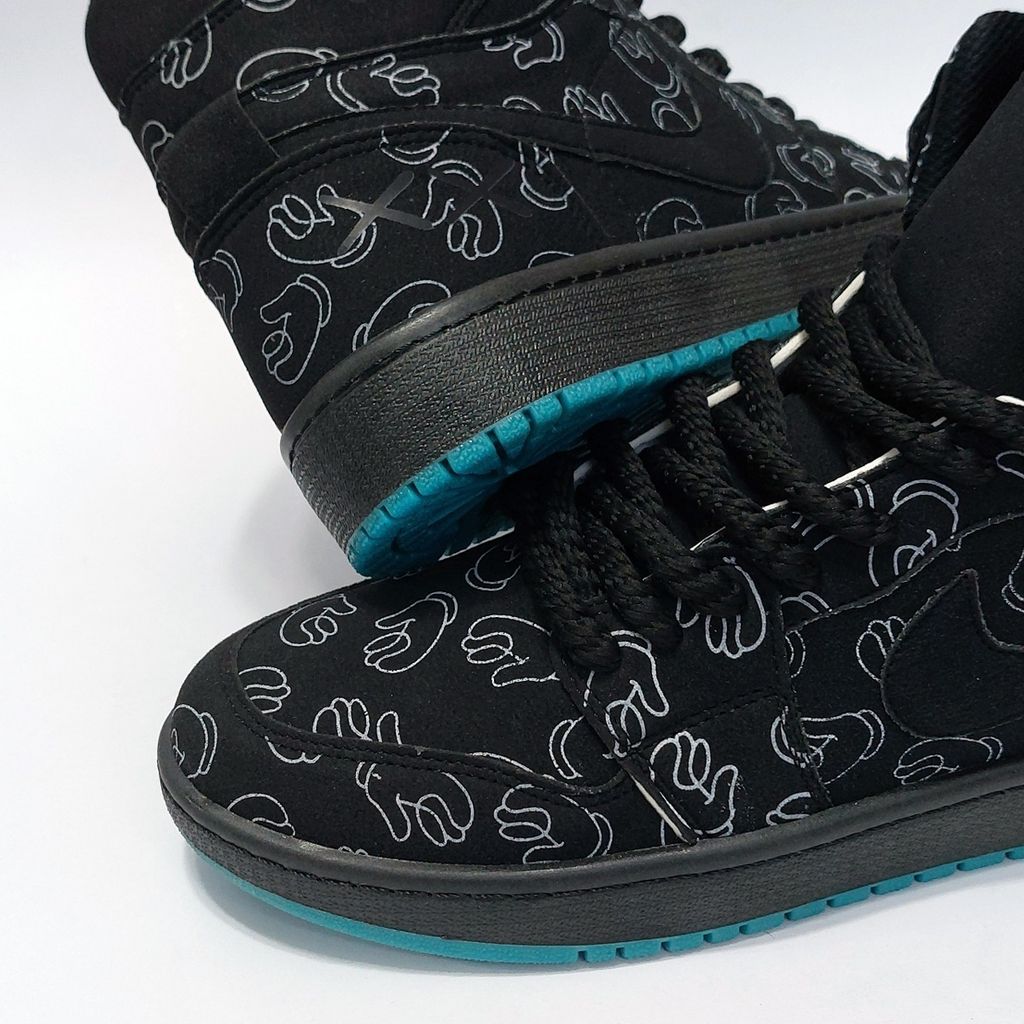 قیمت کتونی ساقدار نایک جردن وان طرح کاز Nike Jordan1 Kaws