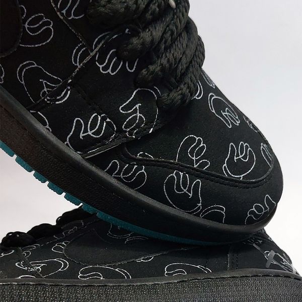 کتونی ساقدار نایک جردن وان طرح کاز Nike Jordan1 Kaws
