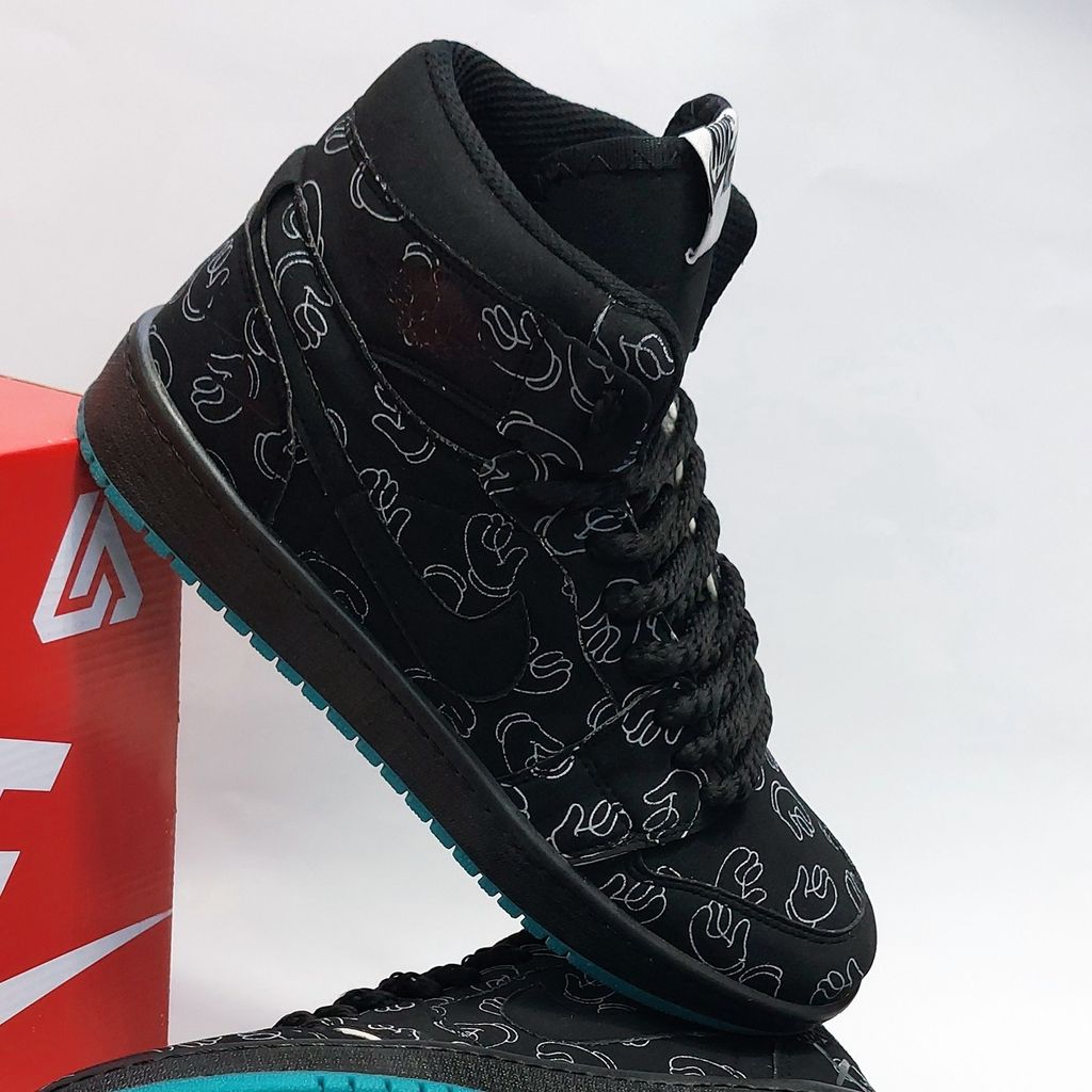 قیمت کتونی ساقدار نایک جردن وان طرح کاز Nike Jordan1 Kaws