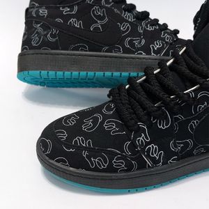 خرید آنلاین کتونی ساقدار نایک جردن وان طرح کاز Nike Jordan1 Kaws