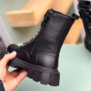 فروش اینترنتی بوت بچگانه اسپرت طرح miu کد 4080403