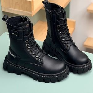 خرید اینترنتی بوت بچگانه اسپرت طرح miu کد 4080403