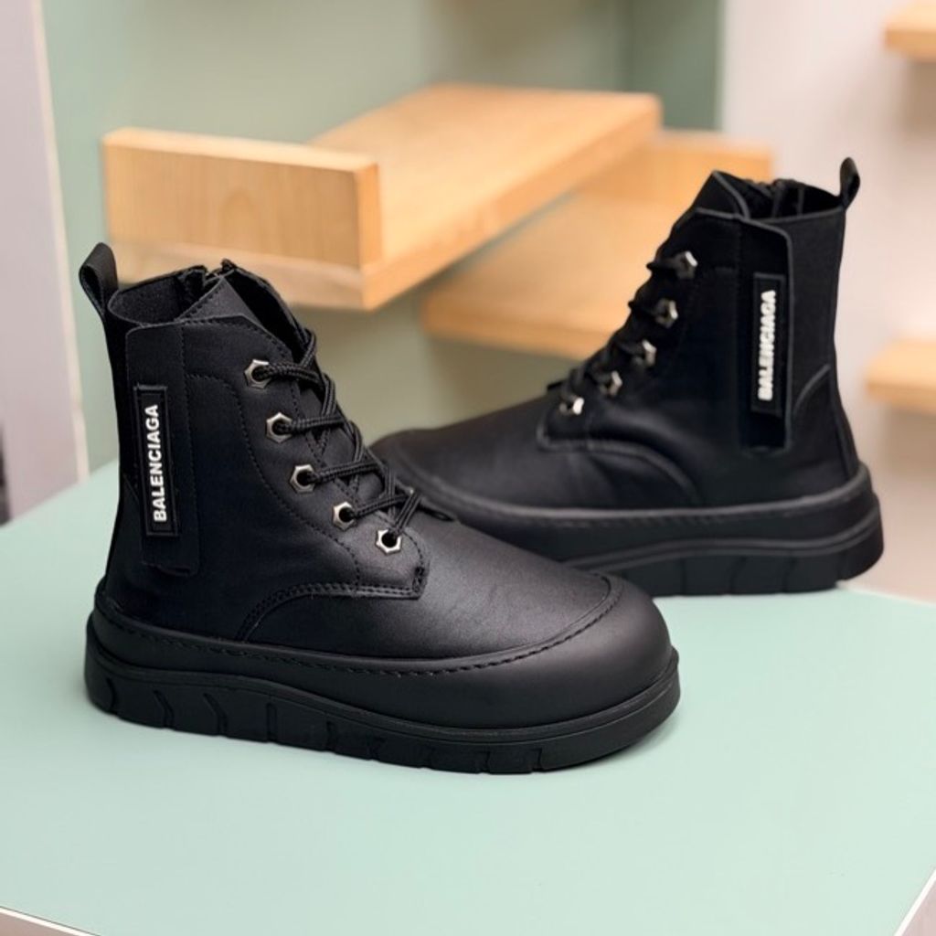 خرید اینترنتی قیمت بوت بچگانه اسپرت طرح بالنسیاگا کد 4080404