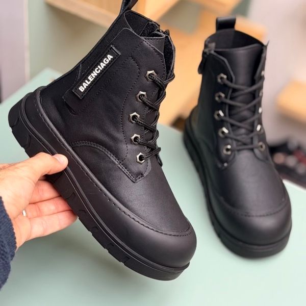 بوت بچگانه اسپرت طرح بالنسیاگا کد 4080404