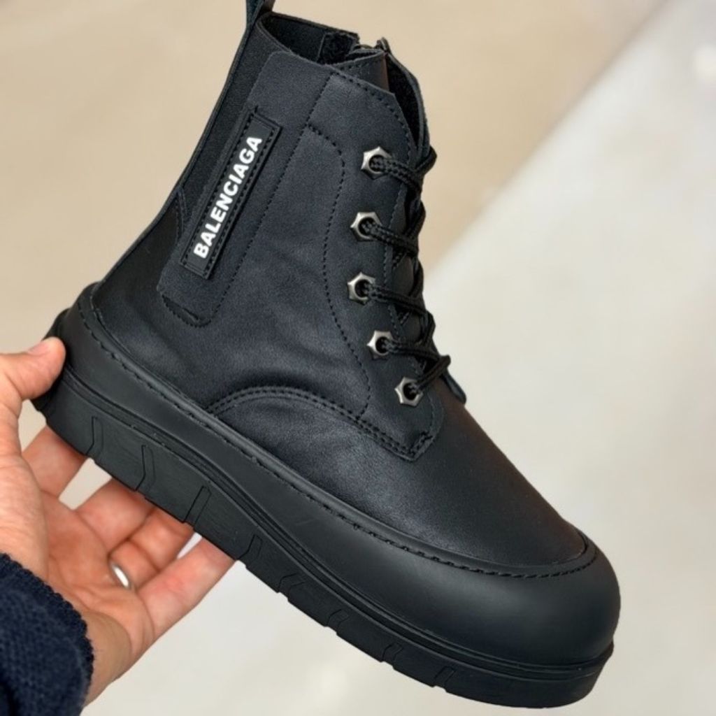 خرید انلاین بوت بچگانه اسپرت طرح بالنسیاگا کد 4080404