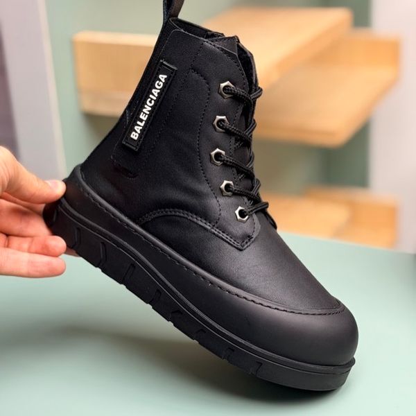 بوت بچگانه اسپرت طرح بالنسیاگا کد 4080404