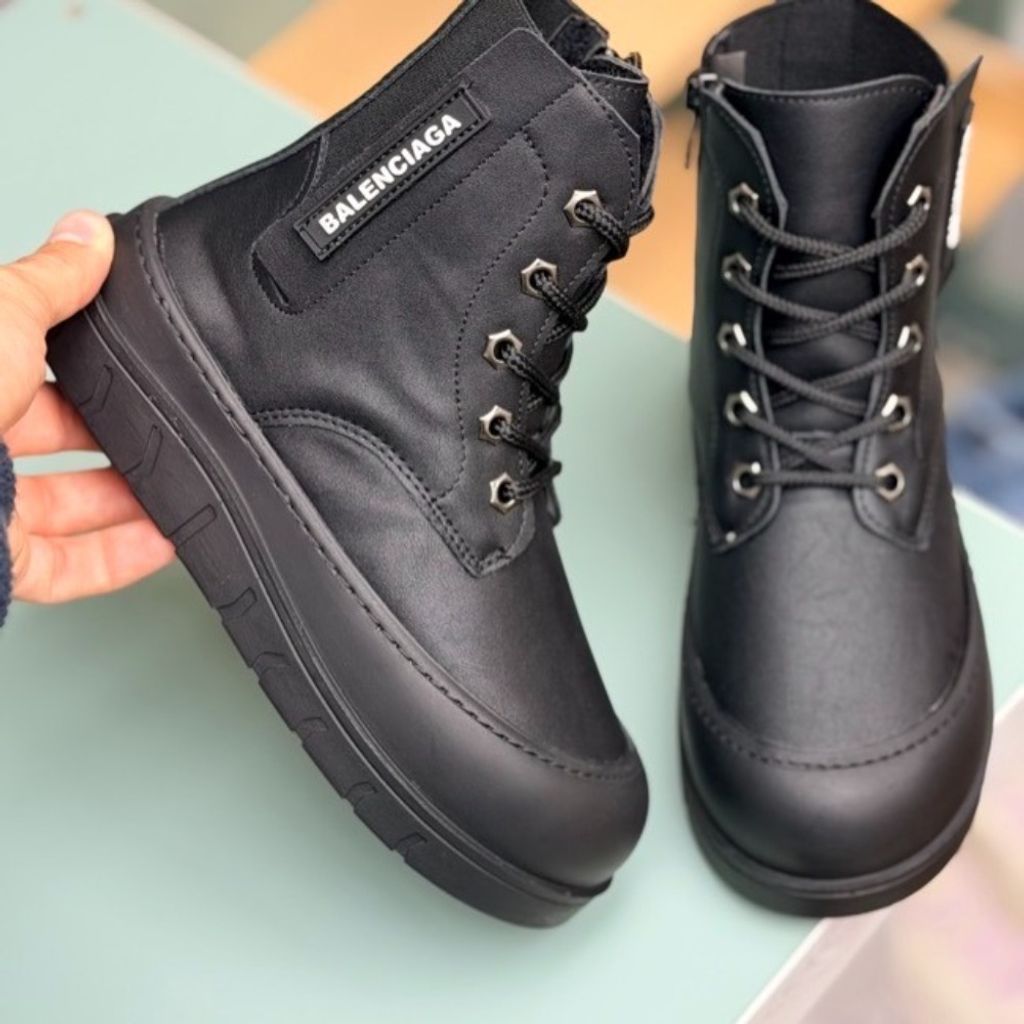 فروش اینترنتی بوت بچگانه اسپرت طرح بالنسیاگا کد 4080404