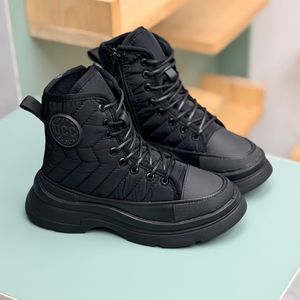 خرید اینترنتی قیمت بوت بچگانه پافری طرح الستار کد 4080405