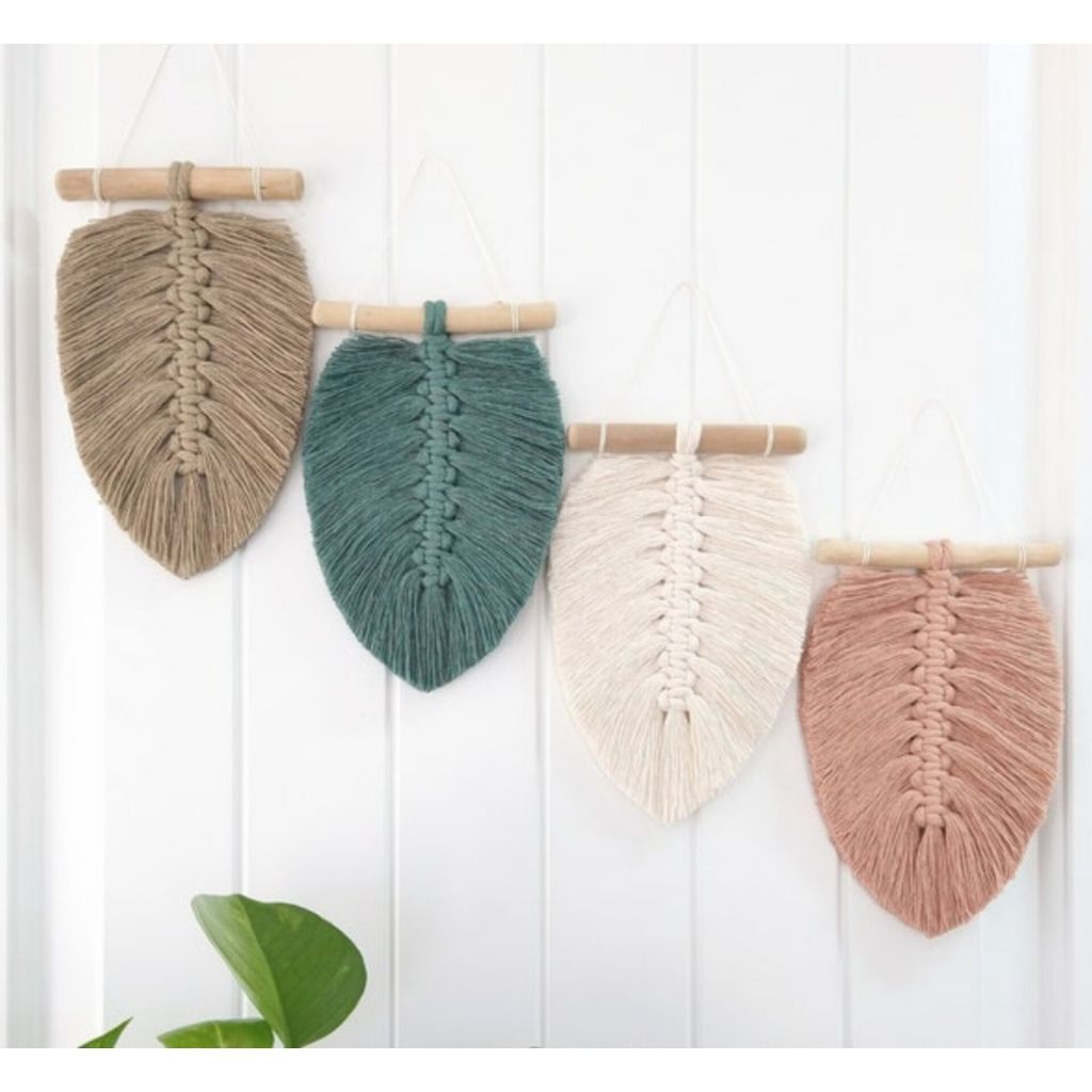 خرید انلاین دیوارکوب تک برگ مکرومه طرح رویا