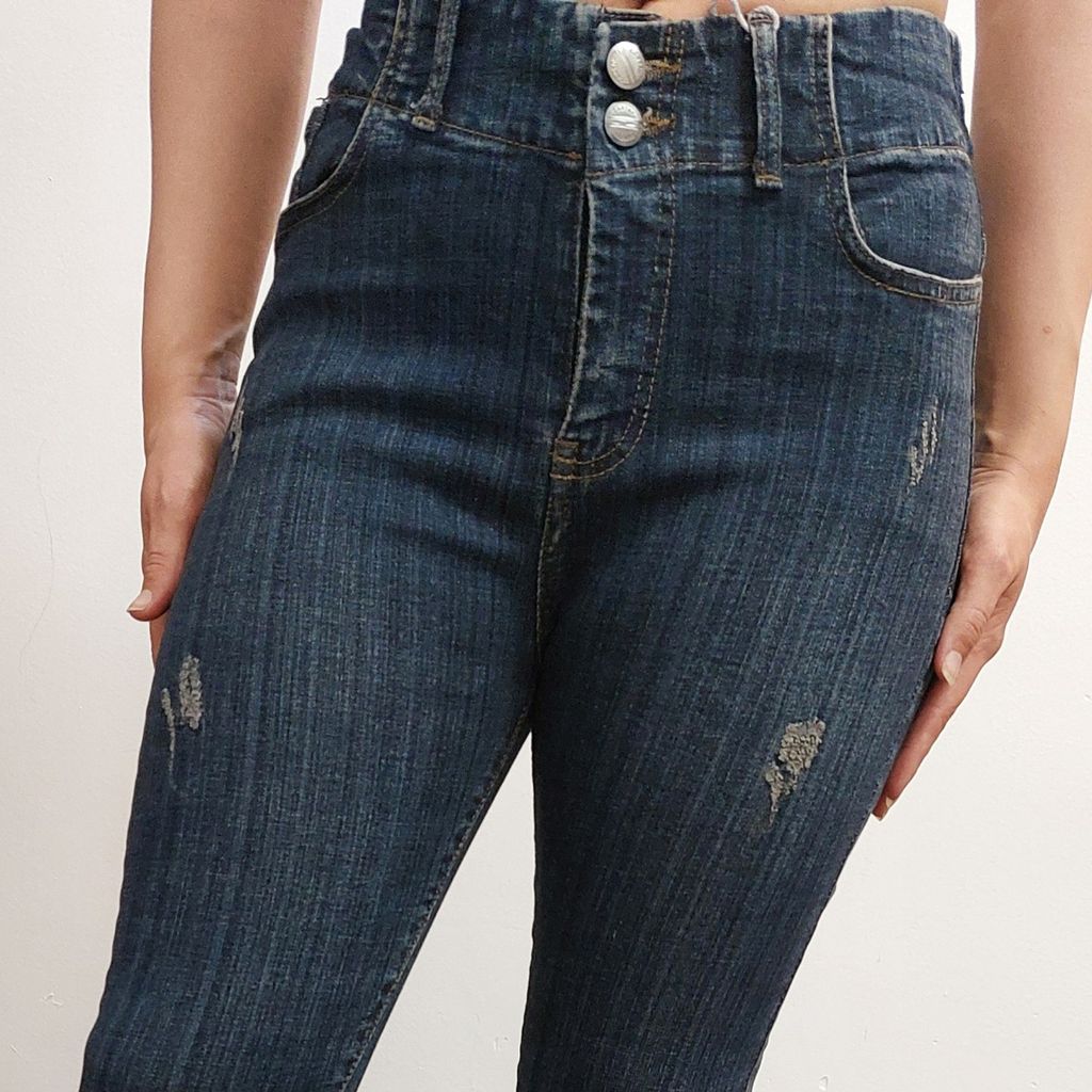 خرید اینترنتی شلوار لی زنانه