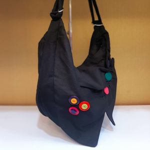 خرید آنلاین کیف اسپرت دکمه‌ای مشکی