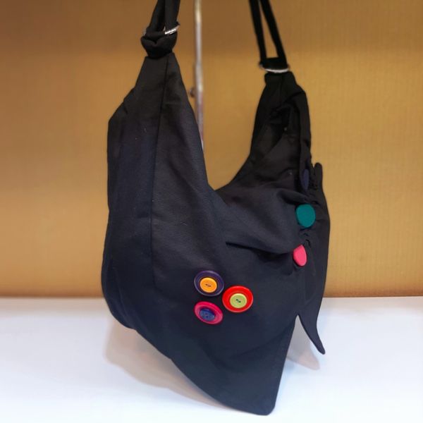 کیف اسپرت دکمه‌ای مشکی