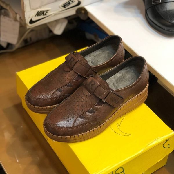 کفش طبی زنانه مدل باران رنگ قهوه ای