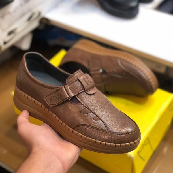 کفش طبی زنانه مدل باران رنگ گردویی