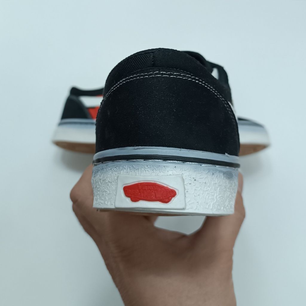 خرید آنلاین کتونی ونس اولداسکول آتشین مردانه