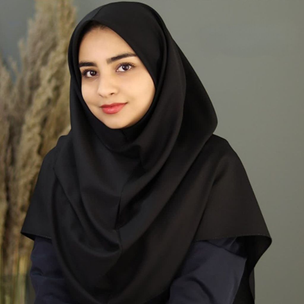 خرید آنلاین مقنعه نخی بروجرد مشکی