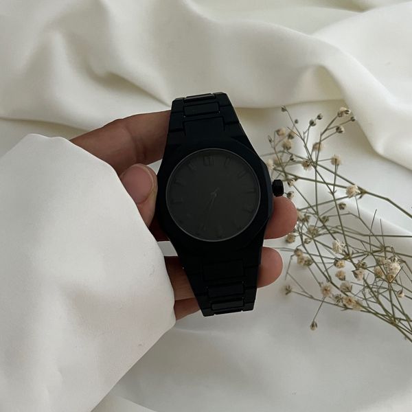 ساعت کربنی فول مشکی