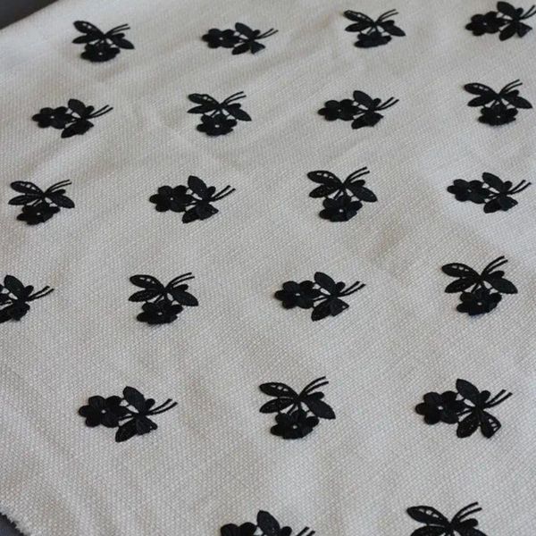 پارچه شنل گل برجسته