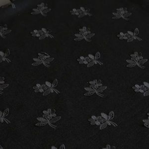 خرید اینترنتی پارچه شنل گل برجسته