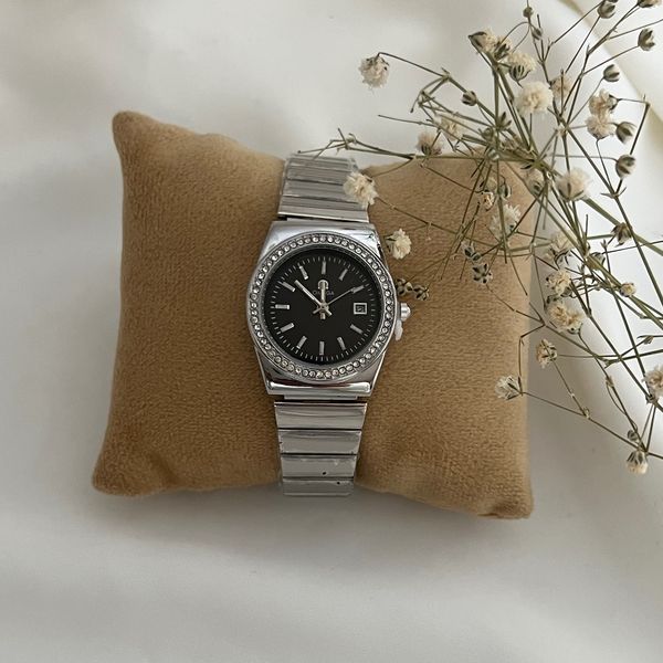 ساعت امگا  زنانه