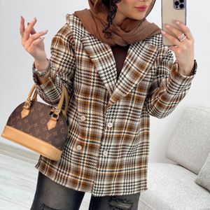 قیمت ارزان کت چهارخونه طرح یقه انگلیسی سارینا