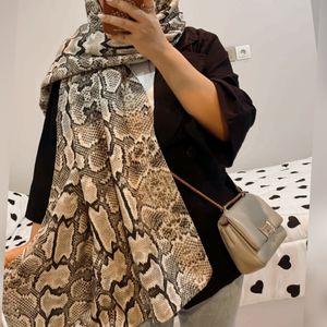 خرید آنلاین شال موهر زبرا