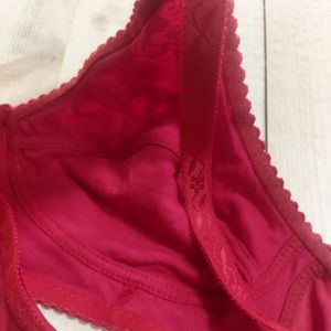 سوتین سایز بزرگ زنانه