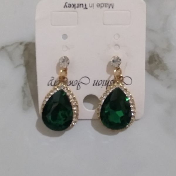 گوشواره میخی نگین دار ترند ترکیه