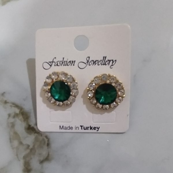 گوشواره میخی نگین دار ترند ترکیه