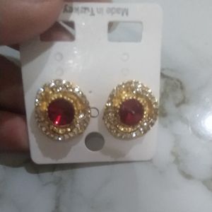 مشخصات گوشواره میخی مراقبتی نگین دار ترند ترکیه