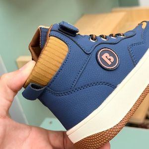 خرید اینترنتی قیمت کتونی بچگانه نیم ساق طرح Brave از AMG کد 4080502