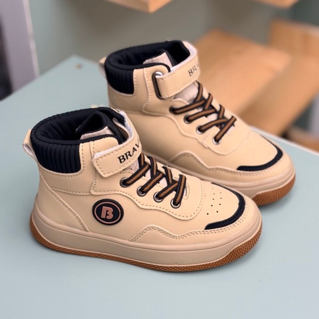 خرید اینترنتی قیمت کتونی بچگانه نیم ساق طرح Brave از AMG کد 4080502