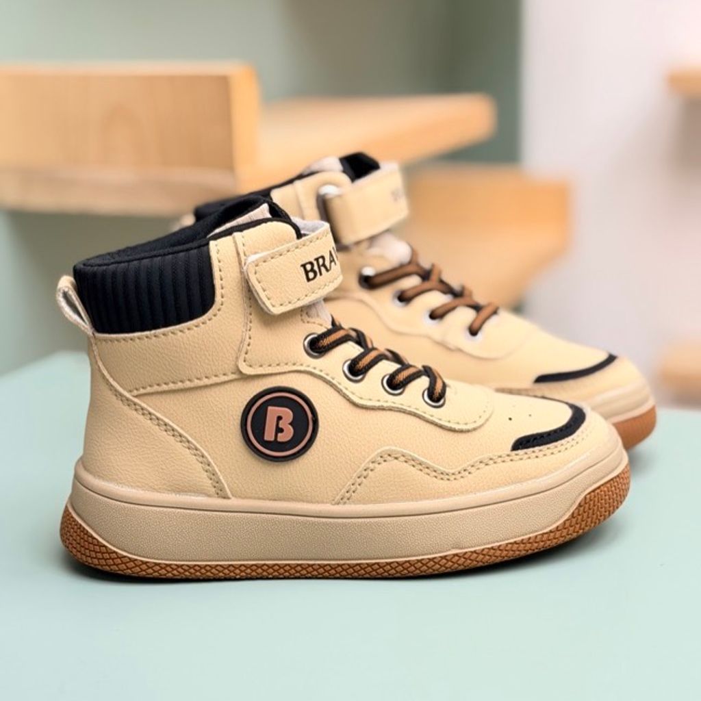 خرید اینترنتی قیمت کتونی بچگانه نیم ساق طرح Brave از AMG کد 4080502