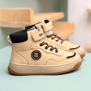 خرید اینترنتی قیمت کتونی بچگانه نیم ساق طرح Brave از AMG کد 4080502