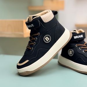 خرید اینترنتی قیمت کتونی بچگانه نیم ساق طرح Brave از AMG کد 4080502