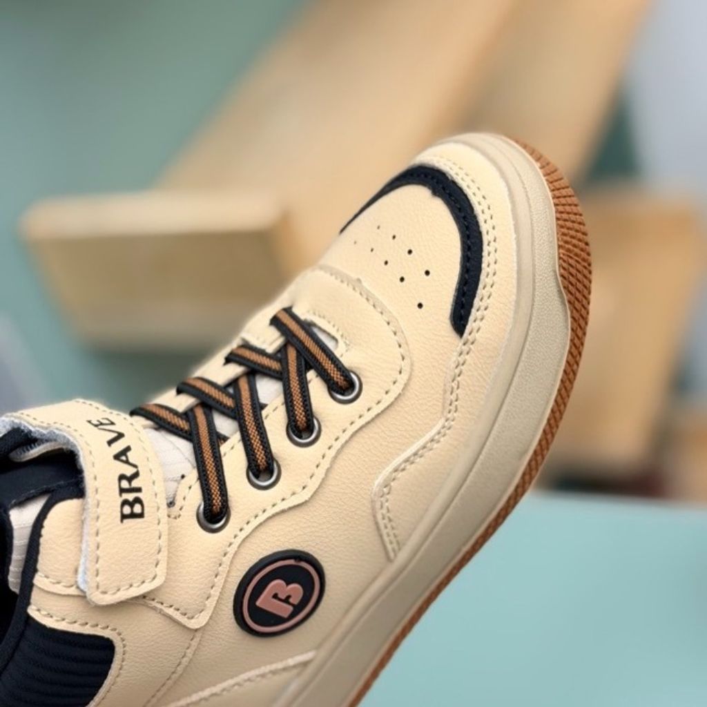 فروش اینترنتی کتونی بچگانه نیم ساق طرح Brave از AMG کد 4080502