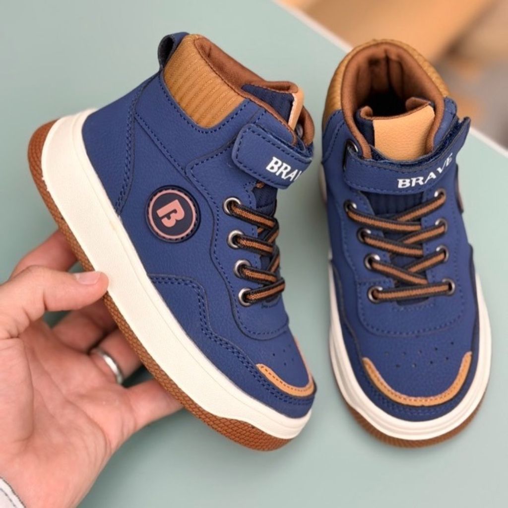 فروش اینترنتی کتونی بچگانه نیم ساق طرح Brave از AMG کد 4080502