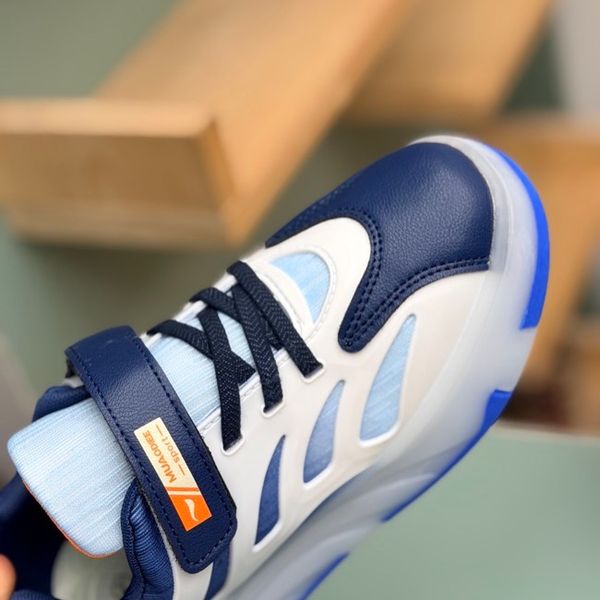 کتونی بچگانه اسکیتی چراغدار چسبی از Kids کد 4080504